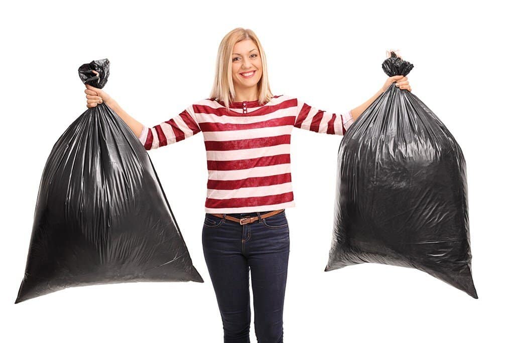 การผลิตถุงขยะหรือถุงพลาสติก